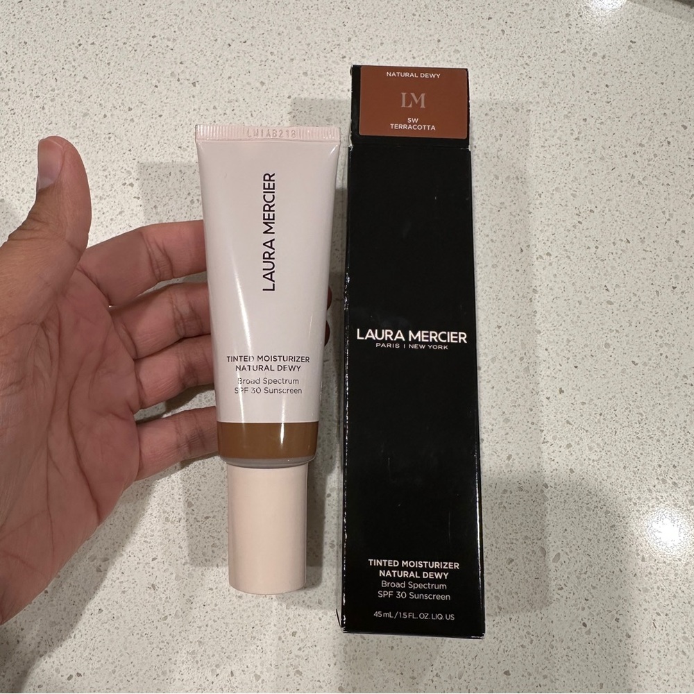 NEW 5W Terracotta Laura Mercier Tinted Moisturizer Natural Dewy SPF 30 in 45mL